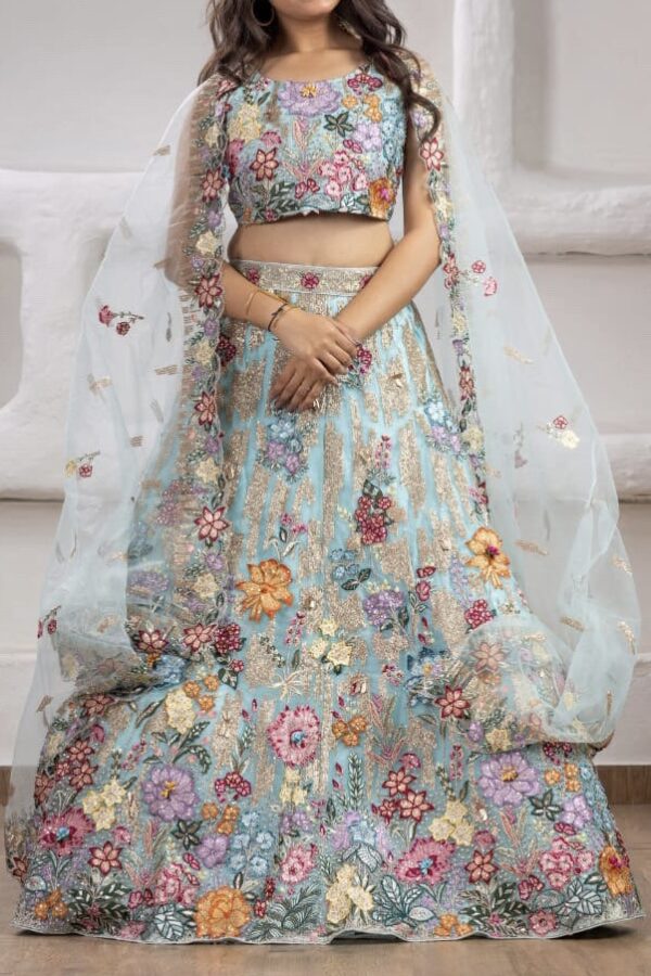 Blue Floral Appliqué Crop Top - Image 3
