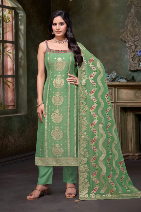 Verdant Royale Benaras Set