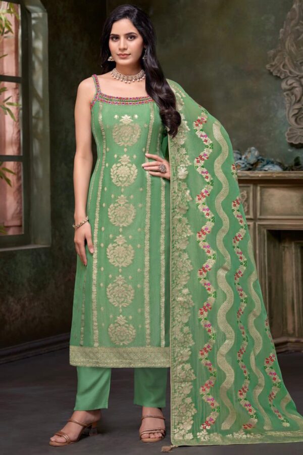Verdant Royale Benaras Set - Image 2