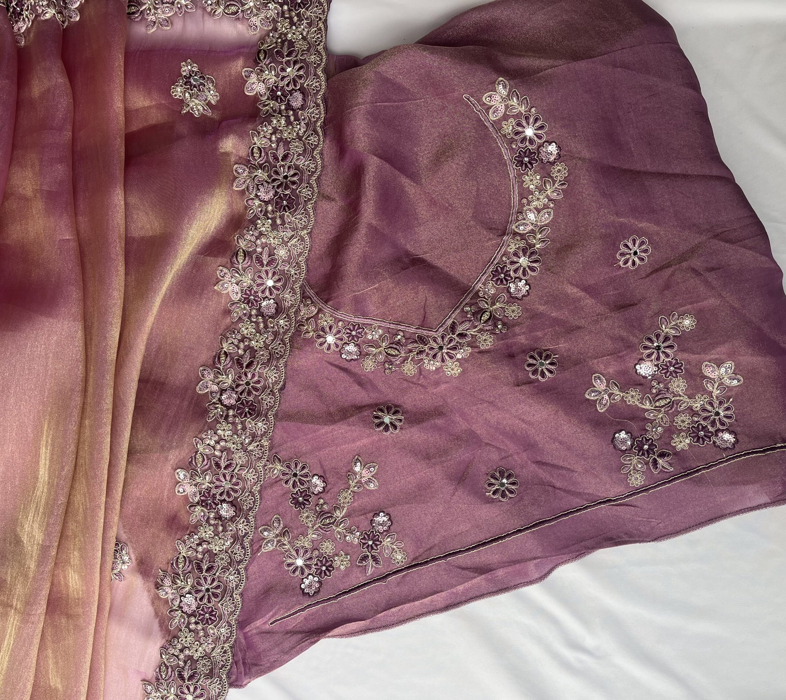 Dusty Purple Sparkle Organza Saree - Image 4