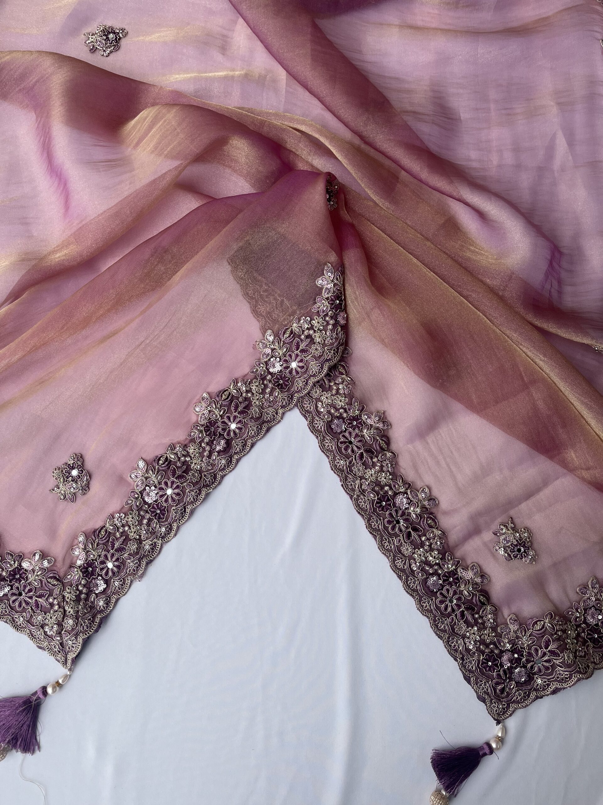 Dusty Purple Sparkle Organza Saree - Image 5