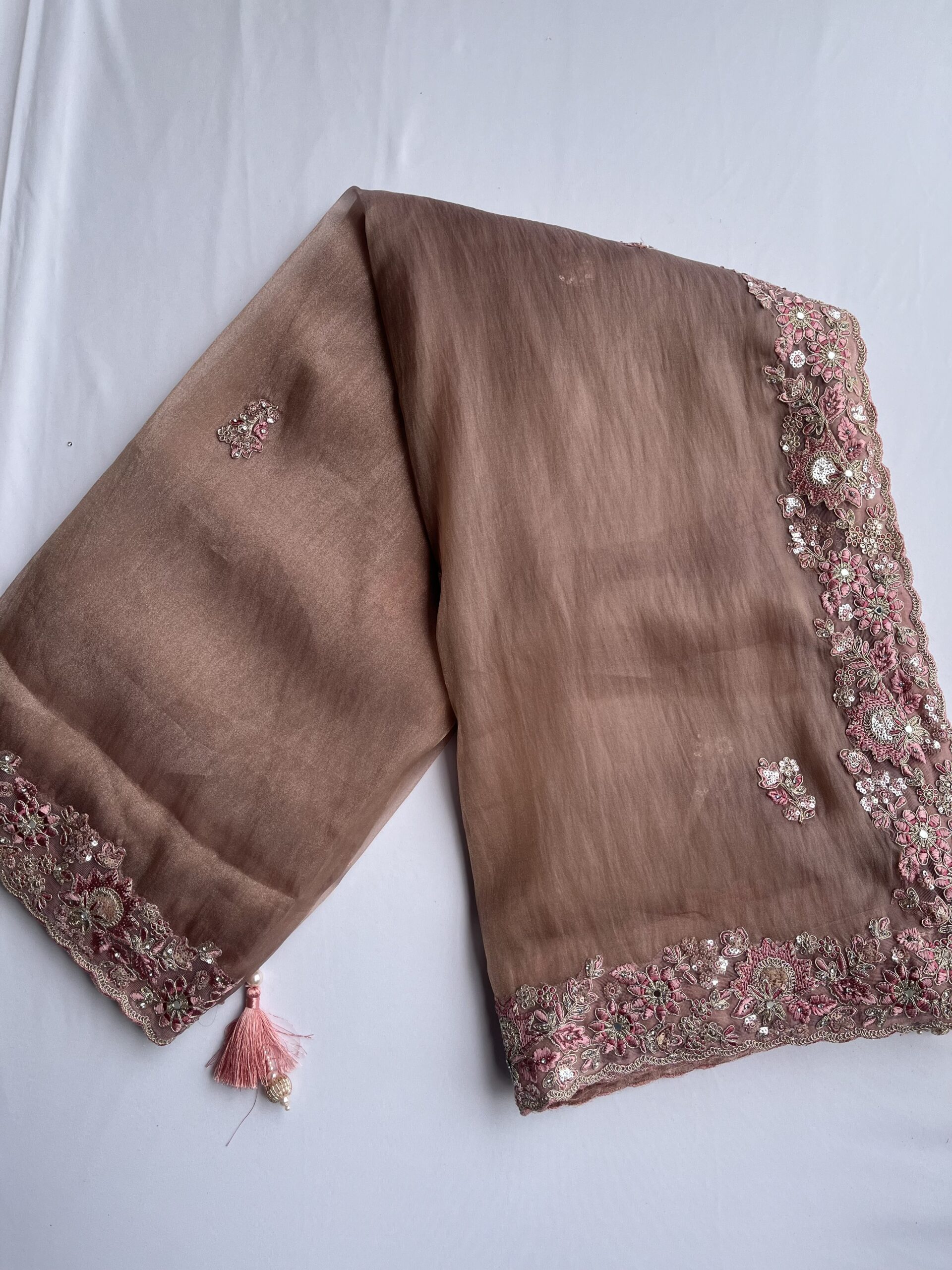 Dusky Pink Radiance Mirror Saree - Image 2