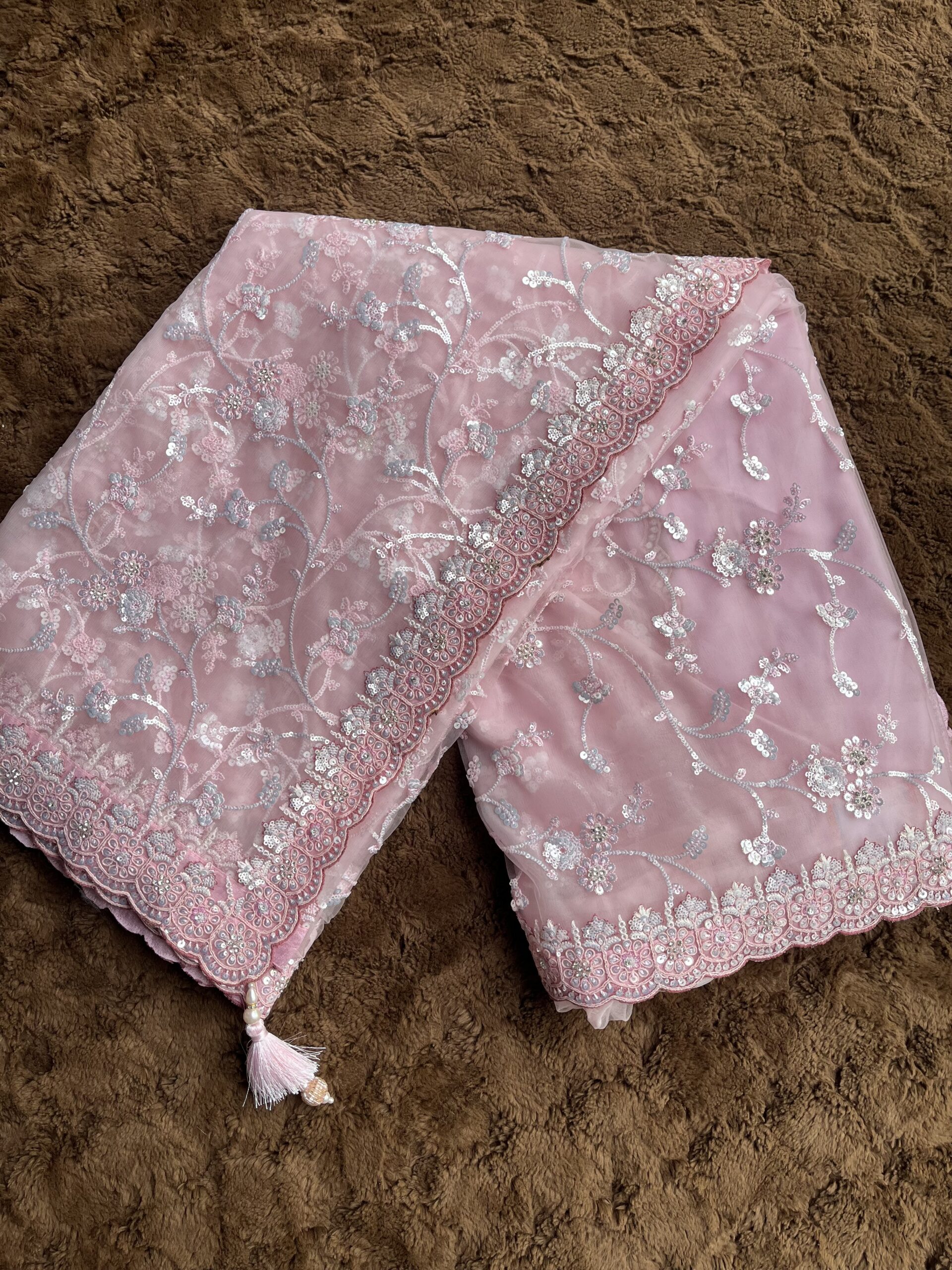 Pink Netted Saree - Image 3