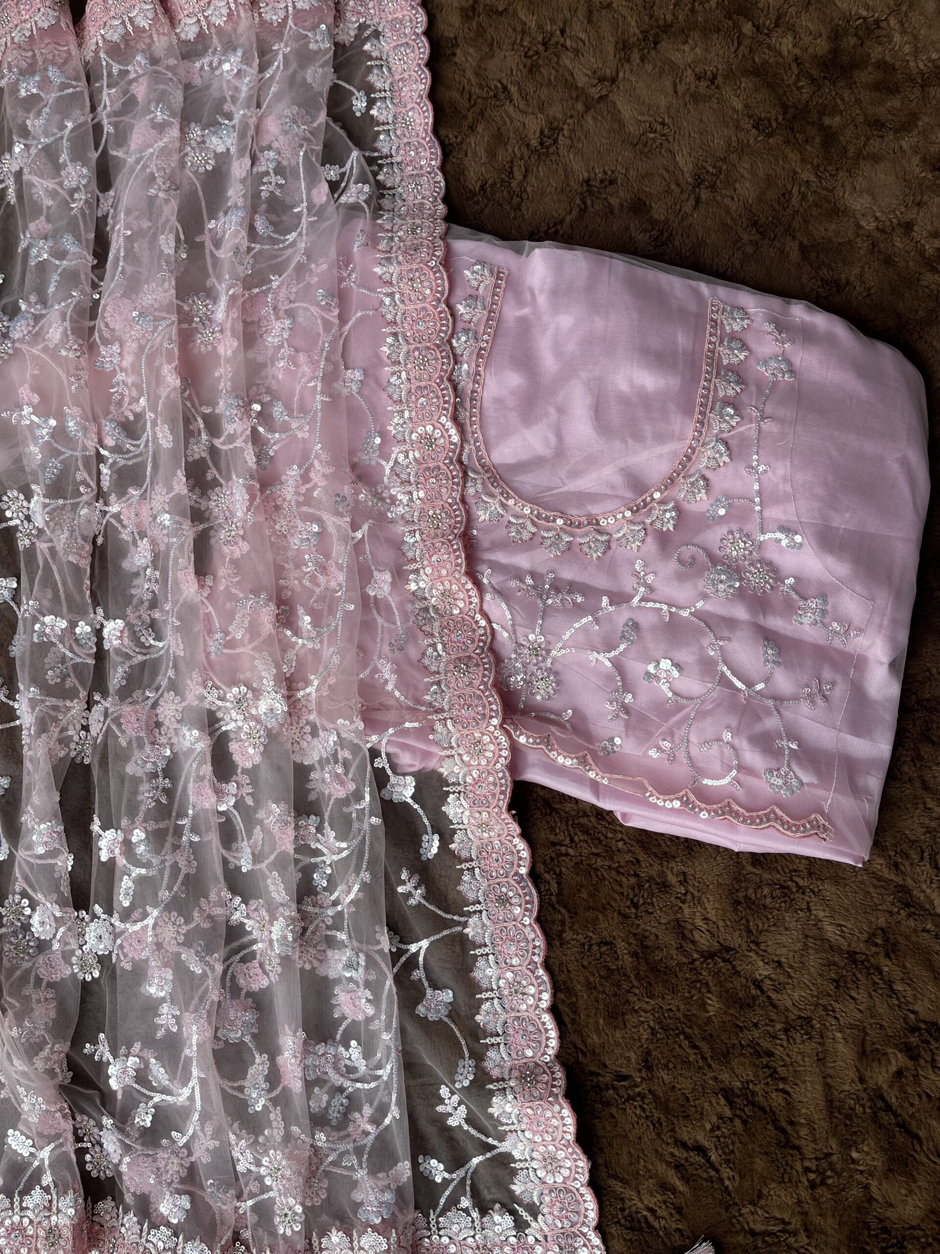 Pink Netted Saree - Image 4