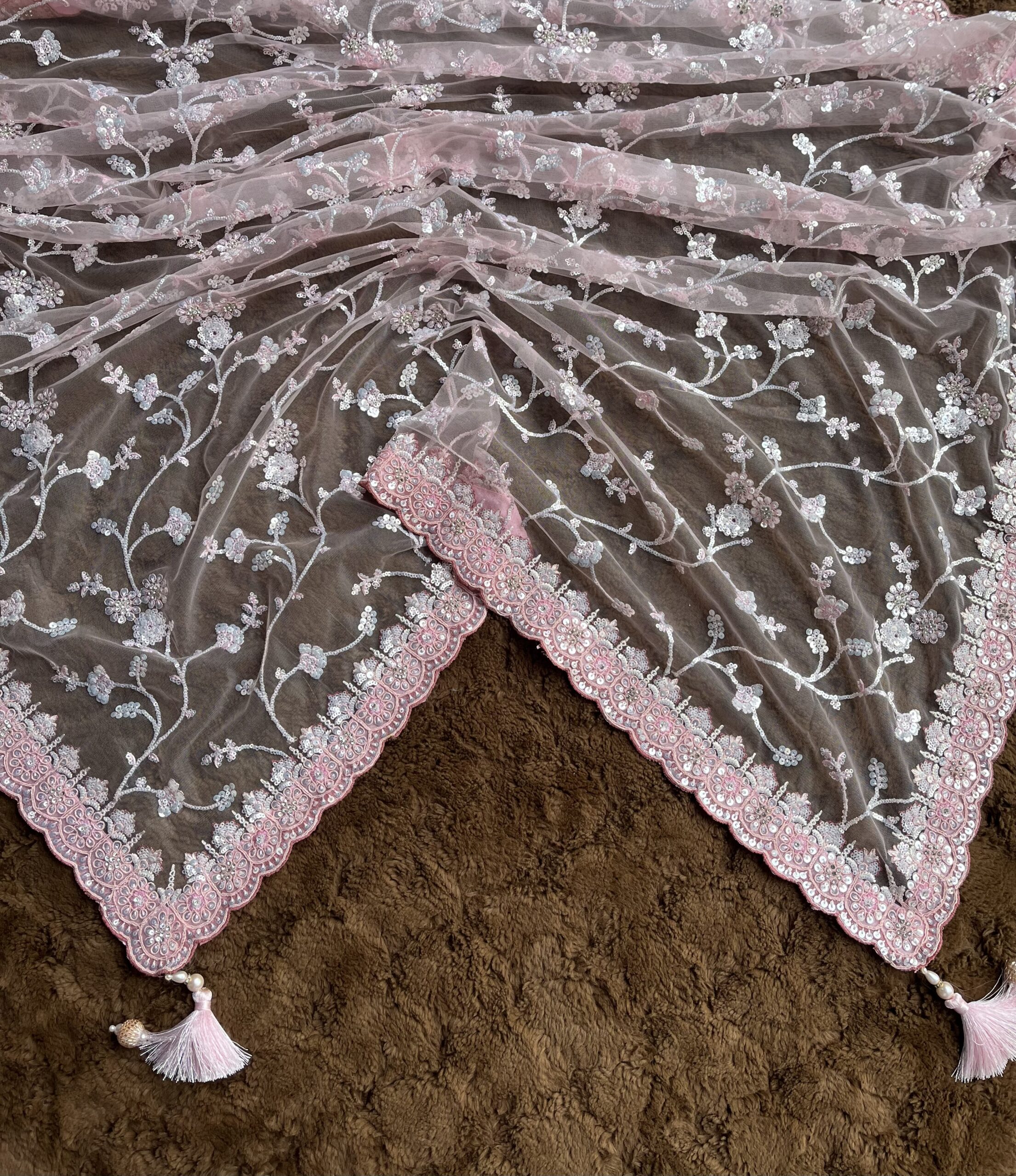 Pink Netted Saree - Image 5